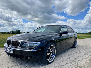 BMW 745D 220KW Facelift (3 foto / 14)