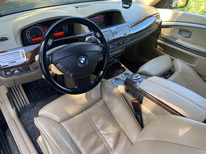 BMW 745D 220KW Facelift (11 foto / 14)