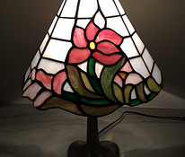 Лампа по типу Tiffany