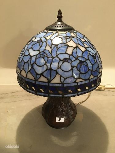 Настольная лампа в стиле Tiffany (фото #2)