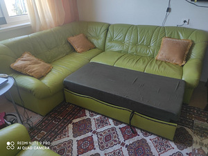 Кожаный диван (2 фото из 5)