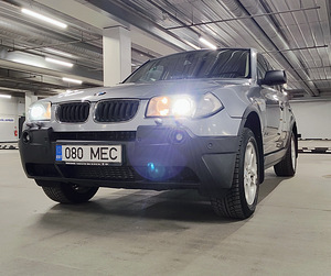 BMW X3 3.0 X-Drive 150kW (1 foto / 15)