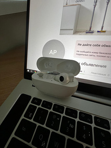 Huawei FreeBuds PRO (1 foto / 2)