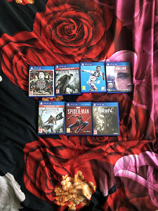 Продам игры PS4/Müüan mängud PS4 (2 фото из 2)
