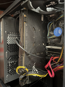 Asus Gtx 1080 8gb (2 foto / 2)