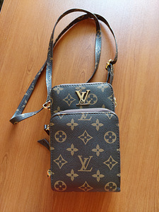 Louis Vuittoni crossbody kott (3 foto / 6)