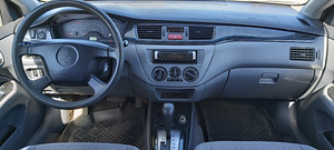 Müüa Mitsubishi Lancer (6 foto / 7)