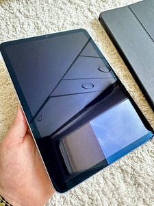 iPad Air 5gen 2022 Blue 64GB Wi-fi+Cellular(Sim) (2 foto / 9)