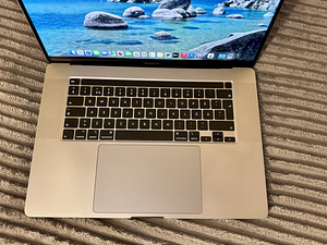 MacBook Pro 16-inch 2019 i7,16GB,512GB (2 foto / 7)