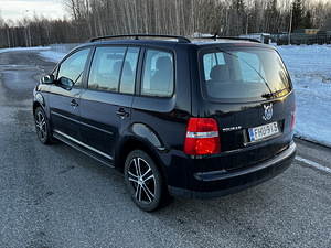 M: 2006 vw touran 1,9tdi 77kw 6manu (4 foto / 7)