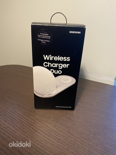 SAMSUNG Wireless Charger DUO (foto #1)