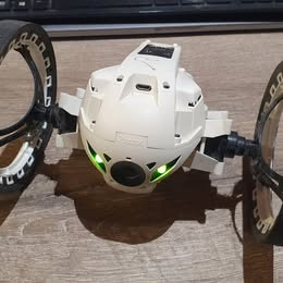 Sõitev droon Parrot Jumping Sumo