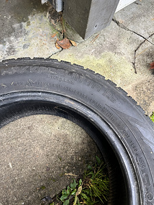 Nokian Hakkapeliitta R2 (2 foto / 4)