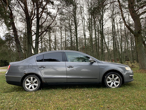 VW PASSAT 1,9 77kw 2005 (3 foto / 5)