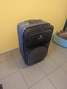 Чемодан (1 фото из 2)