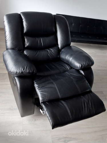Черное кожаное кресло "Jadine" (фото #1)