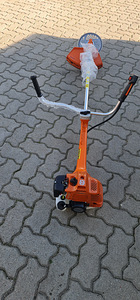 Husqvarna 555FX (1 foto / 4)