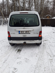 Citroen Berlingo (3 фото из 4)