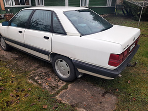 Audi 100 c3 1.8 66kw (2 foto / 8)