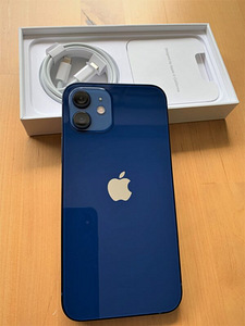 iPhone 12 64 ГБ (1 фото из 4)