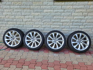 245/40R19 Audi A5 (2 foto / 7)