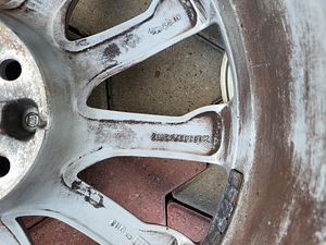 245/40R19 Audi A5 (6 foto / 7)