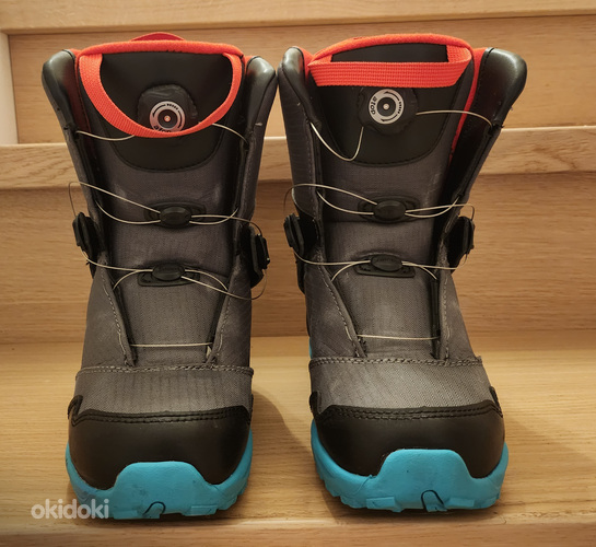 Сноубордические ботинки (фото #1)