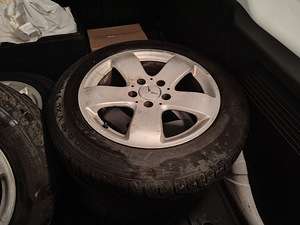Mercedes Benz E class veljed (4 foto / 5)