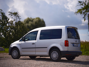 2016 VW Volkswagen Caddy (km-ga): diisel, automaat, avariita (1 foto / 11)