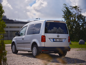 2016 VW Volkswagen Caddy (km-ga): diisel, automaat, avariita (3 foto / 11)