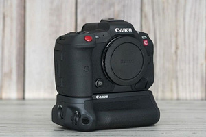Canon R5 C / R5C akutallaga (1 foto / 3)