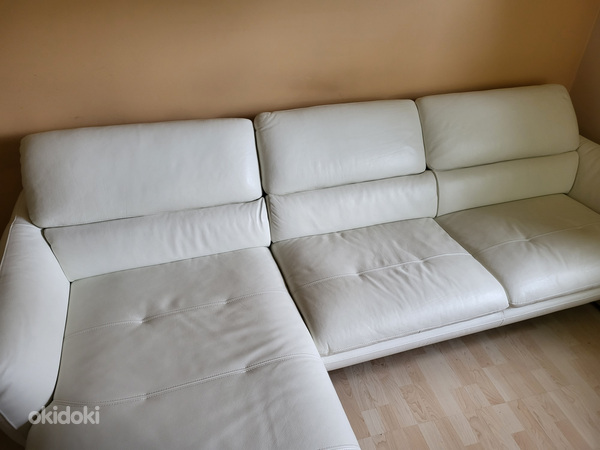 Белый кожаный диван (фото #3)