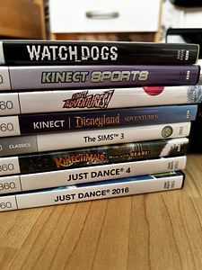 Xbox 360 (Kinect + игры) (2 фото из 3)