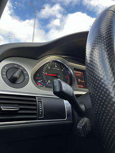 Audi A6 C6 3.0tdi 171kw S-line (14 foto / 15)