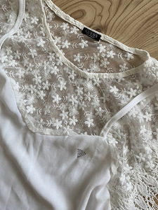 Платье guess (2 фото из 2)