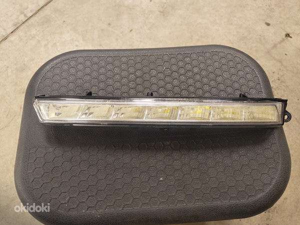 A1649060351 Päevatule latern vasak LED Mercedes GL X164