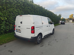 Toyota Proace (8 фото из 12)