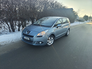 Peugeot 5008 (1 foto / 12)