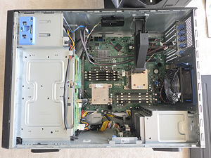 Dell Poweredge T410 2x XEON X5620 32GB RAM 4x 600GB HDD (2 foto / 2)