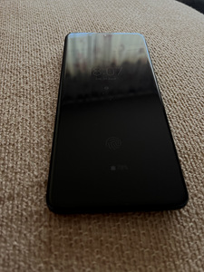 Samsung S20+ 128Gb (4 foto / 6)