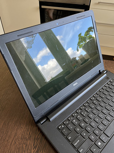 Dell Inspiron 14” (1 foto / 4)