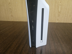 Sony Playstation 5 Slim Disc Edition + pult + kaablid (2 foto / 8)