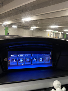BMW 530 (8 foto / 10)