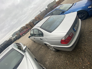 BMW 316i (7 foto / 7)