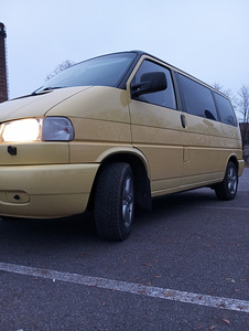 Продам автомобиль (12 фото из 12)