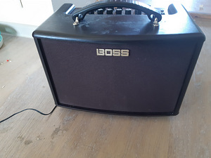Портативный гитарный усилитель Boss 22AC-Lx