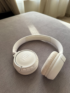 JBL kõrvaklapid (3 foto / 3)
