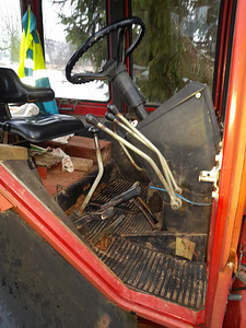 Müüa traktor MTZ 82. (2 foto / 4)