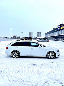 Audi A4 S-Line (4 фото из 8)