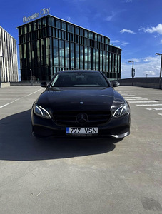 Mercedes-Benz (3 foto / 10)